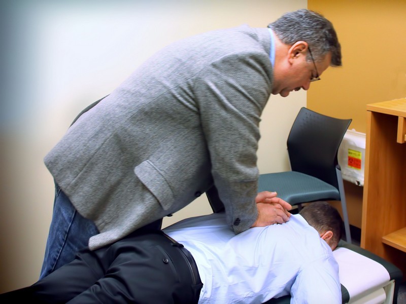 Lumbar Pain Chiropractor Bundall Near Me